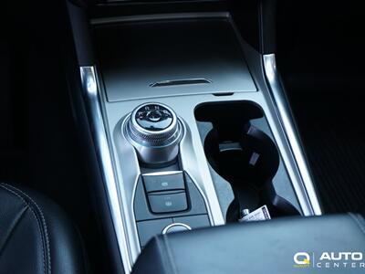2022 Ford Explorer Limited   - Photo 18 - Lynnwood, WA 98036