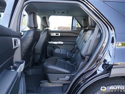 2022 Ford Explorer Limited   - Photo 26 - Lynnwood, WA 98036