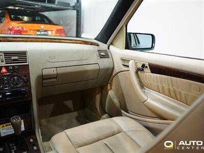 1999 Mercedes-Benz C 230 Kompressor Sport   - Photo 17 - Lynnwood, WA 98036