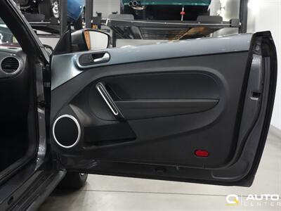 2015 Volkswagen Beetle 1.8T   - Photo 8 - Lynnwood, WA 98036