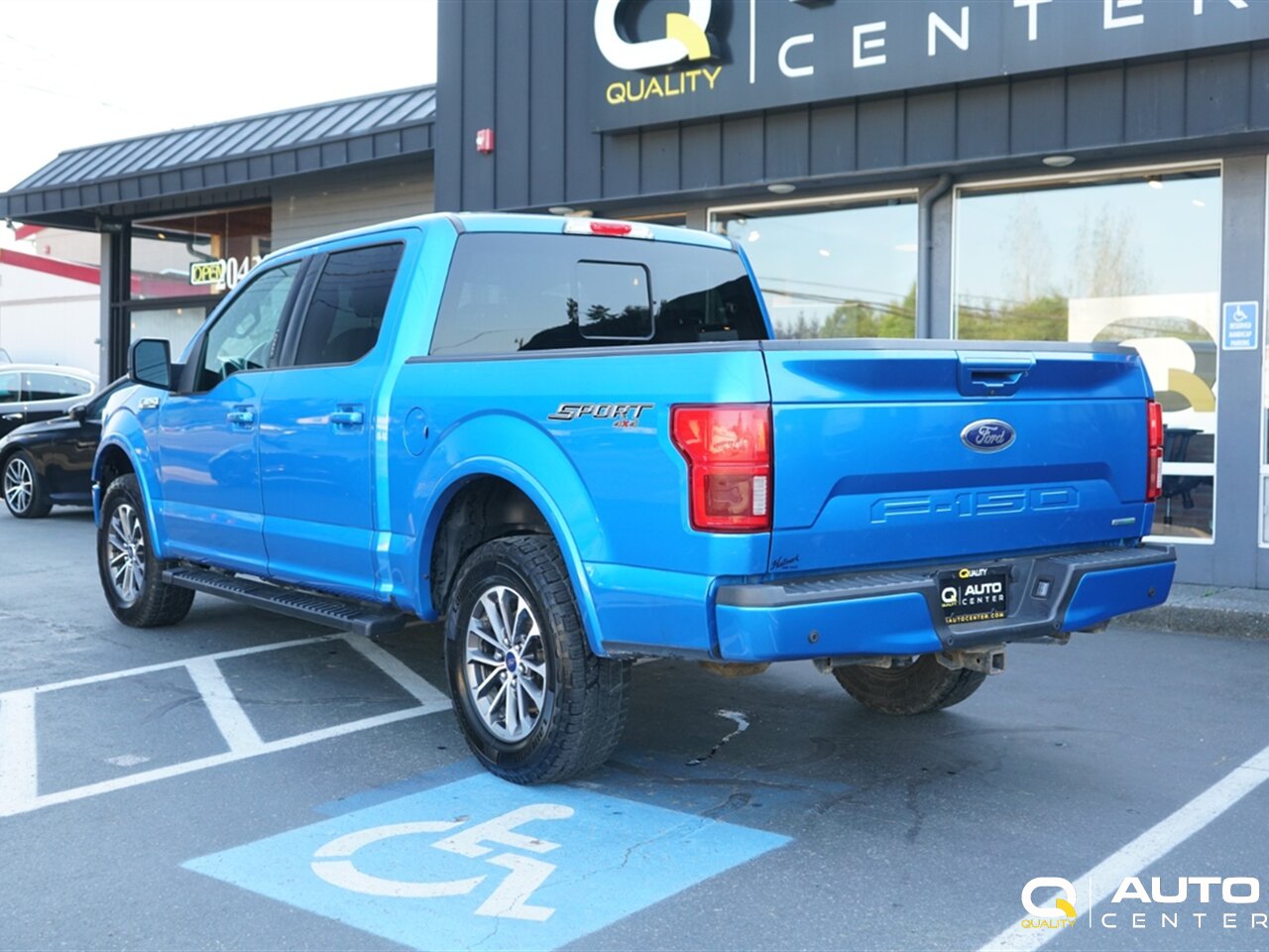 2019 Ford F-150 Lariat - Photo 8 - Lynnwood, WA 98036