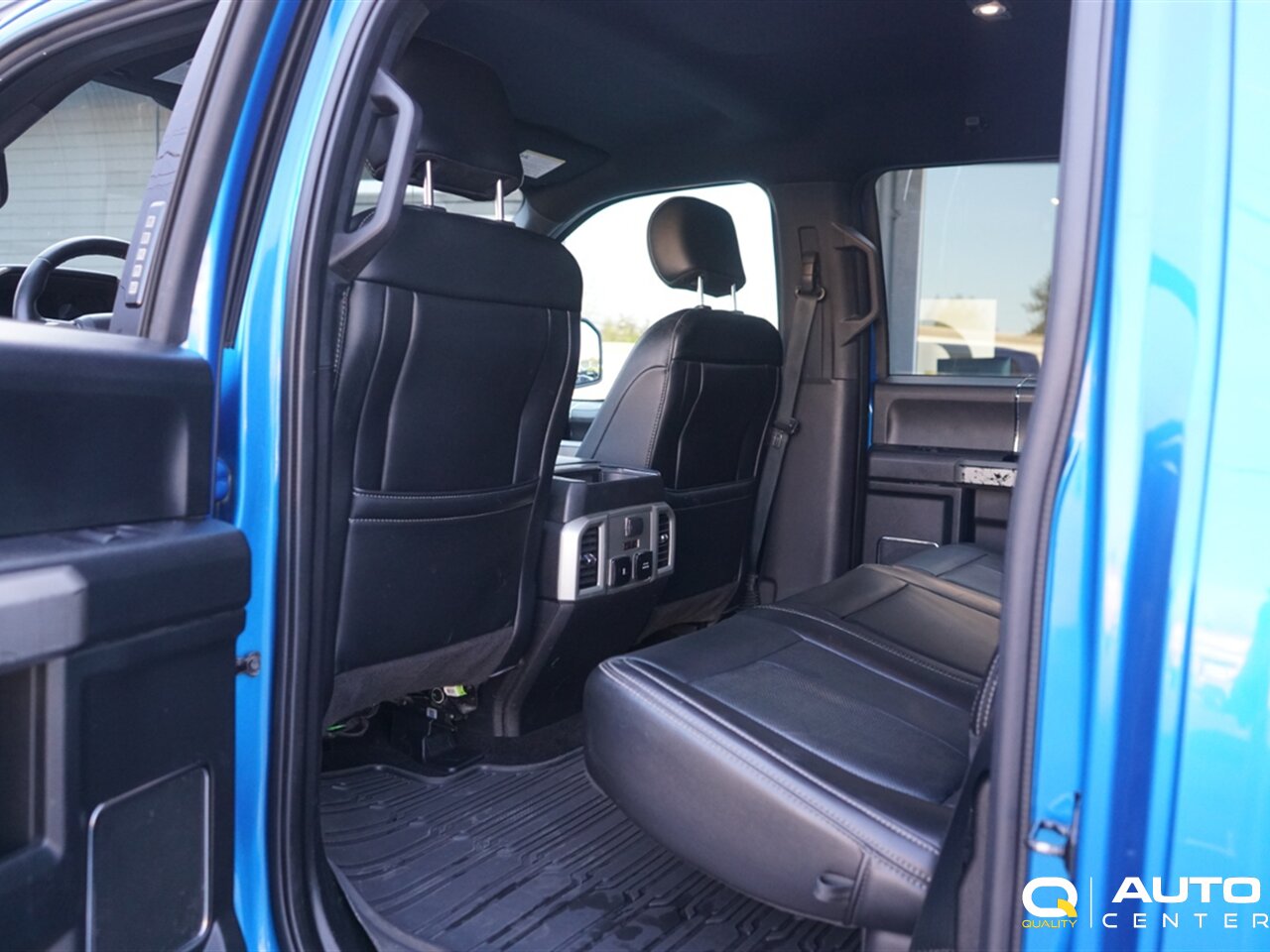 2019 Ford F-150 Lariat - Photo 30 - Lynnwood, WA 98036