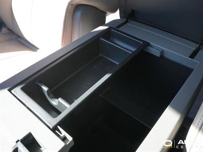 2018 Nissan NV SL   - Photo 39 - Lynnwood, WA 98036