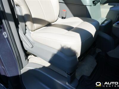 2018 Nissan NV SL   - Photo 21 - Lynnwood, WA 98036