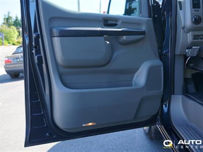 2018 Nissan NV SL   - Photo 14 - Lynnwood, WA 98036