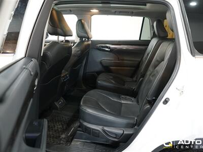 2022 Toyota Highlander Platinum   - Photo 36 - Lynnwood, WA 98036