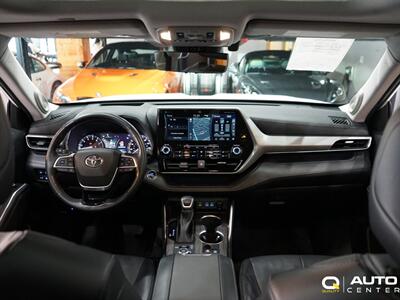 2022 Toyota Highlander Platinum   - Photo 21 - Lynnwood, WA 98036