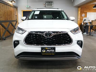 2022 Toyota Highlander Platinum   - Photo 2 - Lynnwood, WA 98036