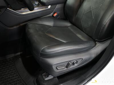 2022 Toyota Highlander Platinum   - Photo 18 - Lynnwood, WA 98036