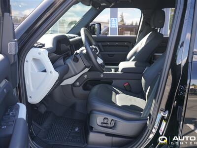 2024 Land Rover Defender S   - Photo 16 - Lynnwood, WA 98036