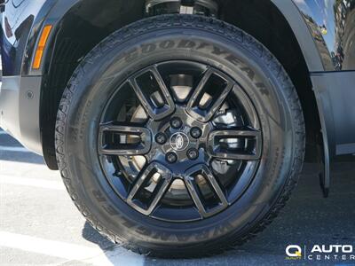 2024 Land Rover Defender S   - Photo 9 - Lynnwood, WA 98036