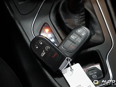 2019 Jeep Cherokee Latitude   - Photo 28 - Lynnwood, WA 98036