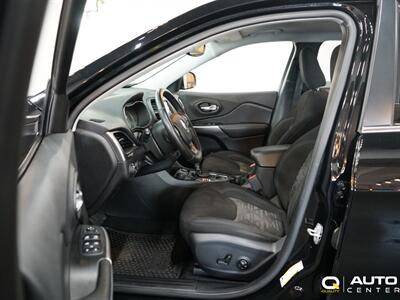 2019 Jeep Cherokee Latitude   - Photo 16 - Lynnwood, WA 98036