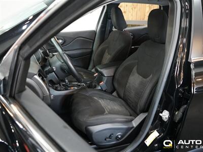 2019 Jeep Cherokee Latitude   - Photo 13 - Lynnwood, WA 98036