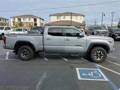 2019 Toyota Tacoma Double Cab TRD Off-Road Pickup 4D 6   - Photo 4 - Rancho Cordova, CA 95742