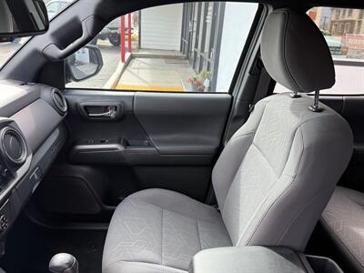 2019 Toyota Tacoma Double Cab TRD Off-Road Pickup 4D 6   - Photo 11 - Rancho Cordova, CA 95742