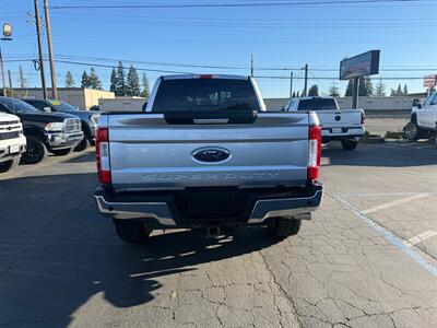2017 Ford F-350 Super Duty Lariat 6.7 Diesel 4x4 W/Sunroof, LEVELED 35s   - Photo 6 - Rancho Cordova, CA 95742