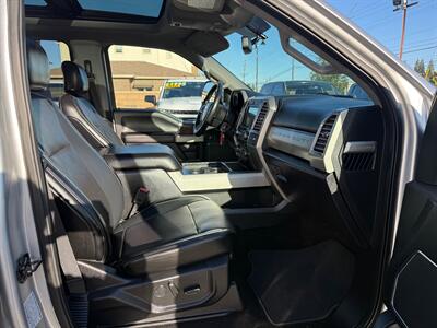 2017 Ford F-350 Super Duty Lariat 6.7 Diesel 4x4 W/Sunroof, LEVELED 35s   - Photo 16 - Rancho Cordova, CA 95742