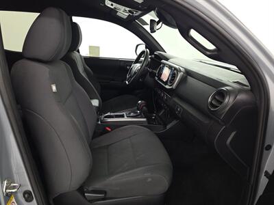 2019 Toyota Tacoma TRD Off-Road   - Photo 4 - Rancho Cordova, CA 95742