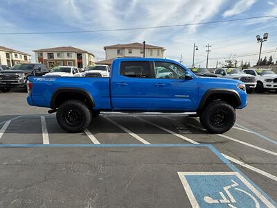 2021 Toyota Tacoma TRD 6ft LONG BED 4x4 3.5in Lift w/ Nitto tires   - Photo 4 - Rancho Cordova, CA 95742