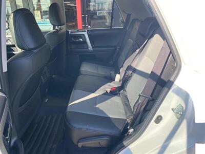 2021 Toyota 4Runner SR5 Premium 4X4, WITH 3 ROW   - Photo 4 - Rancho Cordova, CA 95742