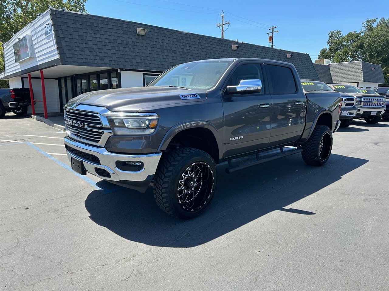 2022 Ram 1500 Laramie 5.7 E TORQUE 4x4,12