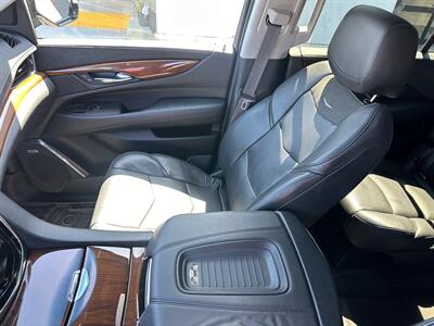 2016 Cadillac Escalade ESV Premium Collection, 7 SEATER, DVDS, LOADED,   - Photo 11 - Rancho Cordova, CA 95742