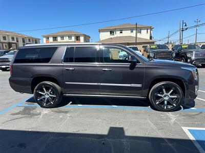 2016 Cadillac Escalade ESV Premium Collection, 7 SEATER, DVDS, LOADED,   - Photo 4 - Rancho Cordova, CA 95742