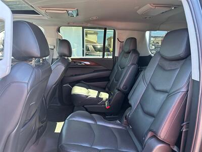 2016 Cadillac Escalade ESV Premium Collection, 7 SEATER, DVDS, LOADED,   - Photo 13 - Rancho Cordova, CA 95742