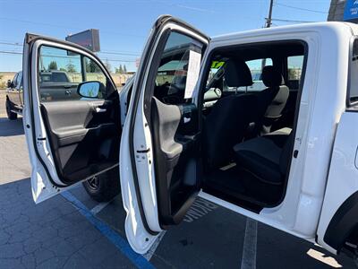 2020 Toyota Tacoma TRD Off-Road 4X4, 6 SPEED (SALE PENDEING) - Photo 15 - Rancho Cordova, CA 95742