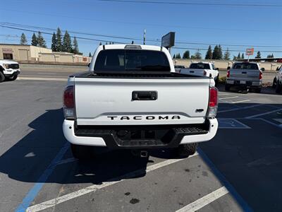 2020 Toyota Tacoma TRD Off-Road 4X4, 6 SPEED (SALE PENDEING) - Photo 6 - Rancho Cordova, CA 95742