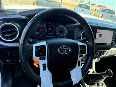 2020 Toyota Tacoma TRD Off-Road 4X4, 6 SPEED (SALE PENDEING) - Photo 9 - Rancho Cordova, CA 95742