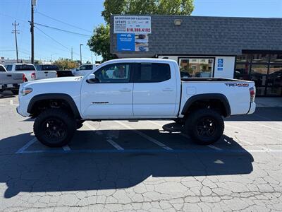 2020 Toyota Tacoma TRD Off-Road 4X4, 6 SPEED (SALE PENDEING) - Photo 8 - Rancho Cordova, CA 95742