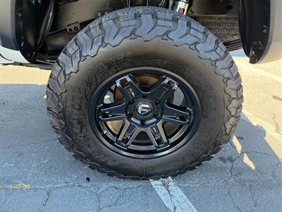 2020 Toyota Tacoma TRD Off-Road 4X4, 6 SPEED (SALE PENDEING) - Photo 18 - Rancho Cordova, CA 95742