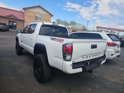 2020 Toyota Tacoma TRD Off-Road 4X4, 6 SPEED MANUAL   - Photo 2 - Rancho Cordova, CA 95742