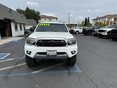 2013 Toyota Tacoma PreRunner V6 2wd, LIFTED , CAMPERSHELL - Photo 2 - Rancho Cordova, CA 95742