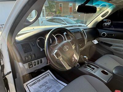 2013 Toyota Tacoma PreRunner V6 2wd, LIFTED , CAMPERSHELL   - Photo 6 - Rancho Cordova, CA 95742