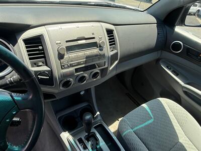 2011 Toyota Tacoma V6 SR5, 4X4, 1 OWNER VERY CLEAN   - Photo 10 - Rancho Cordova, CA 95742