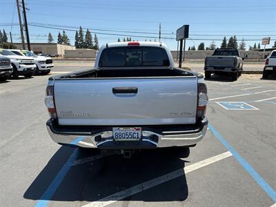 2011 Toyota Tacoma V6 SR5, 4X4, 1 OWNER VERY CLEAN   - Photo 6 - Rancho Cordova, CA 95742