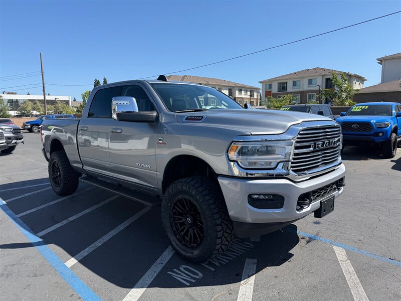 2024 RAM 2500 Laramie, 4x4, 6.7L Cummins, Leveled/35in Nitto  
