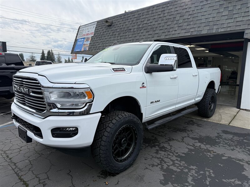 2024 RAM 2500 Laramie 6.7 Cummins Diesel 4x4 5 seater Loaded  