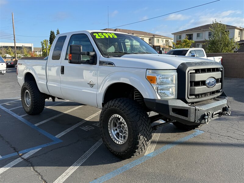 2015 Ford F-250 Super Duty XLT, 6.7 power stroke diesel 4 x 4 lifted 37s  