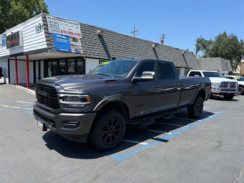 2022 RAM 2500 Laramie 6.7 Cummins diesel 4x4 Night Edition 8FT  