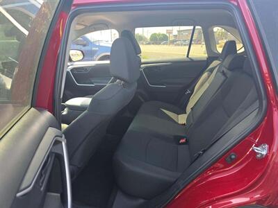 2025 Toyota RAV4 LE - Photo 4 - Rancho Cordova, CA 95742