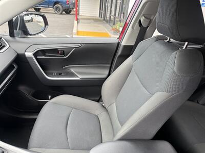 2025 Toyota RAV4 LE, Sport Utility 2.5L I4 F DOHC 16V AWD   - Photo 10 - Rancho Cordova, CA 95742