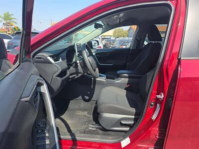 2025 Toyota RAV4 LE - Photo 3 - Rancho Cordova, CA 95742