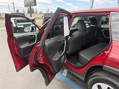 2025 Toyota RAV4 LE AWD - Photo 14 - Rancho Cordova, CA 95742