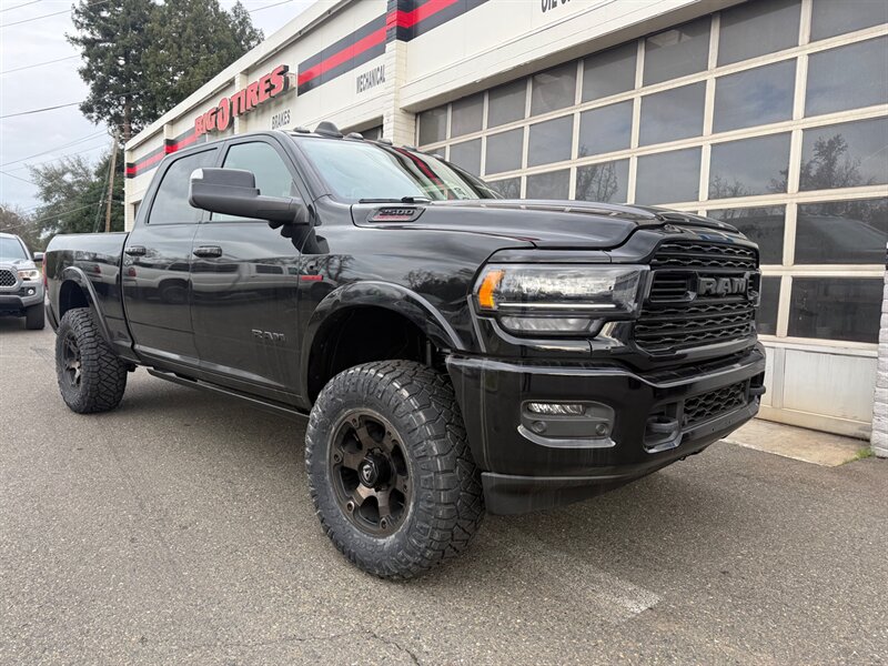 2022 RAM 2500 Limited Night Edition, 6.7 Cummins 4x4  