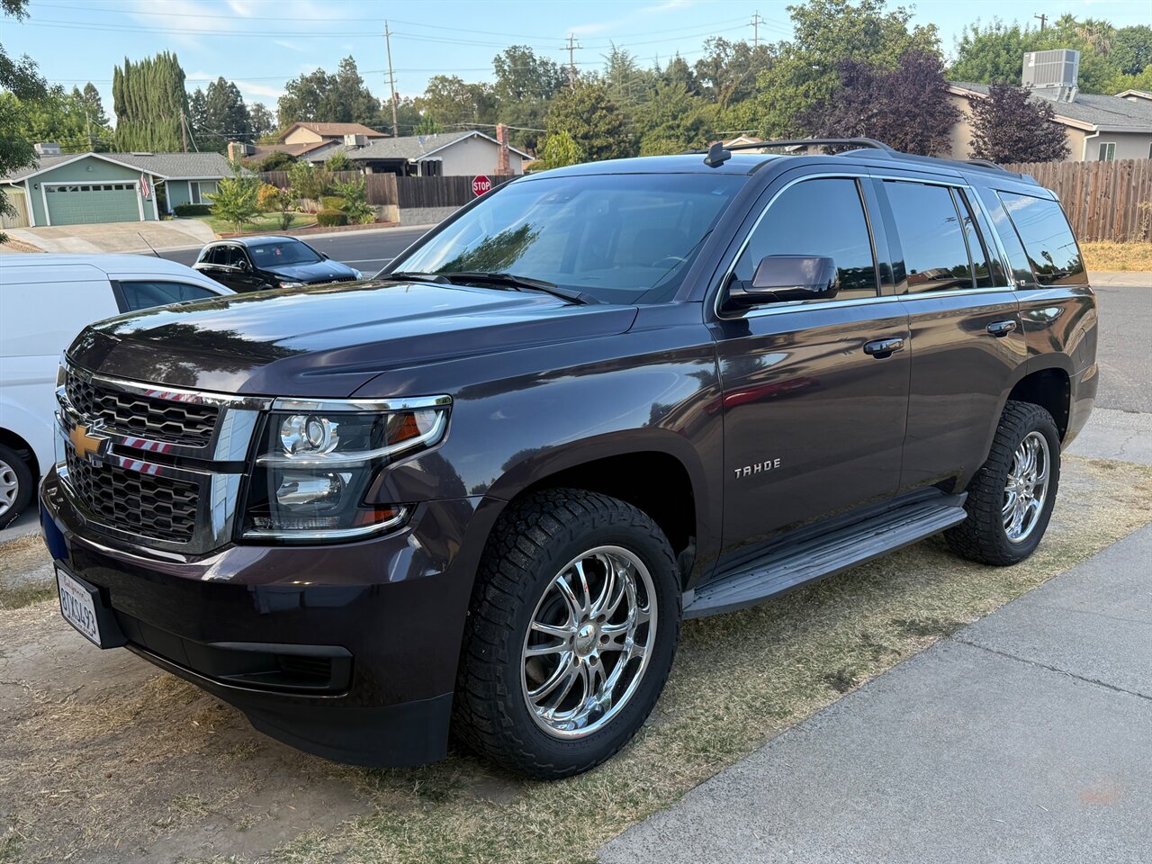 2015 Chevrolet Tahoe LT,4x4, 3row, Rebuilt transmission, Leather, Tv - Photo 1 - Rancho Cordova, CA 95742