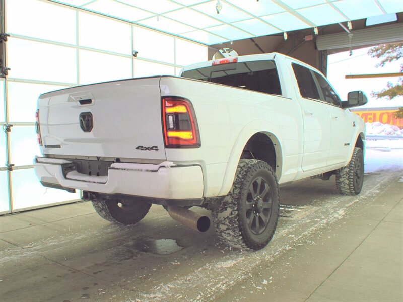 2022 RAM 2500 Laramie 6.7 Cummins Diesel 4x4 Night Edition  